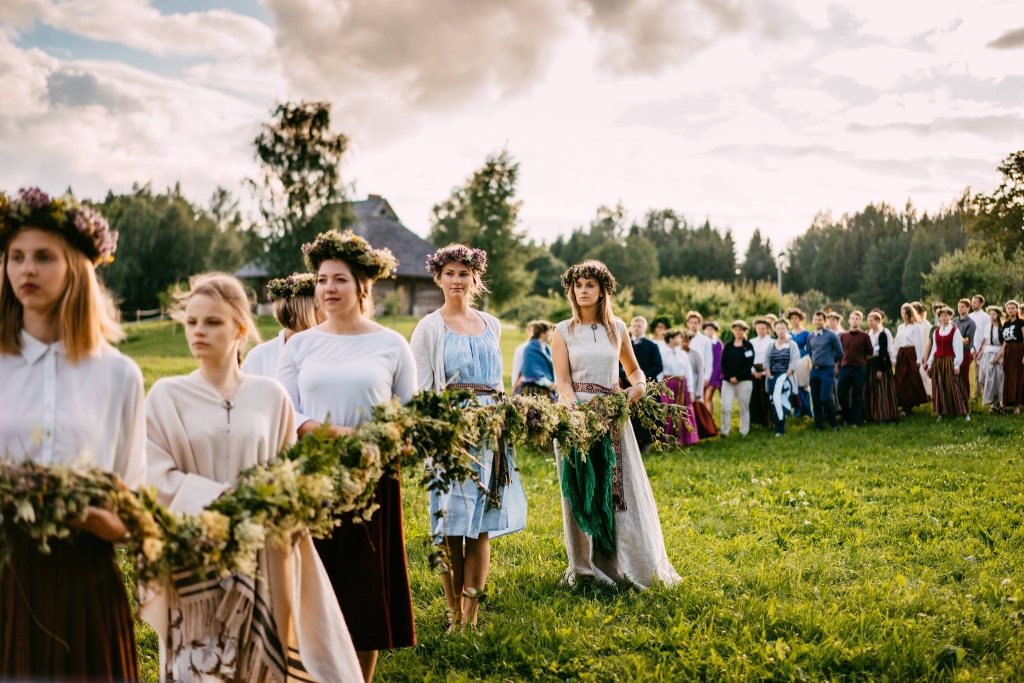 Drošiem un veseliem svētkiem – kam jābūt Tavā Jāņu aptieciņā?