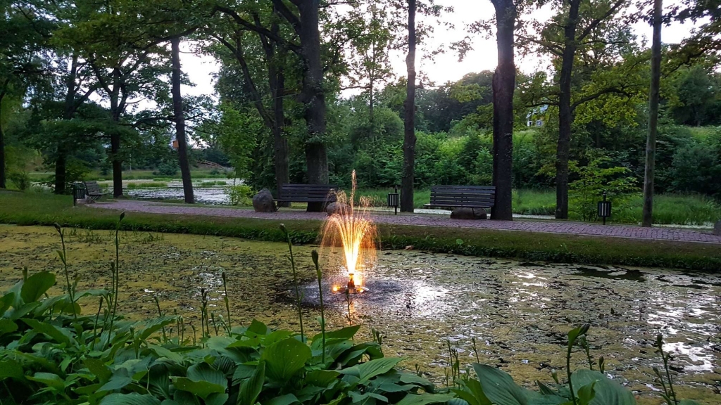 Tīrīs Vidusezeru un atjaunos slūžas
