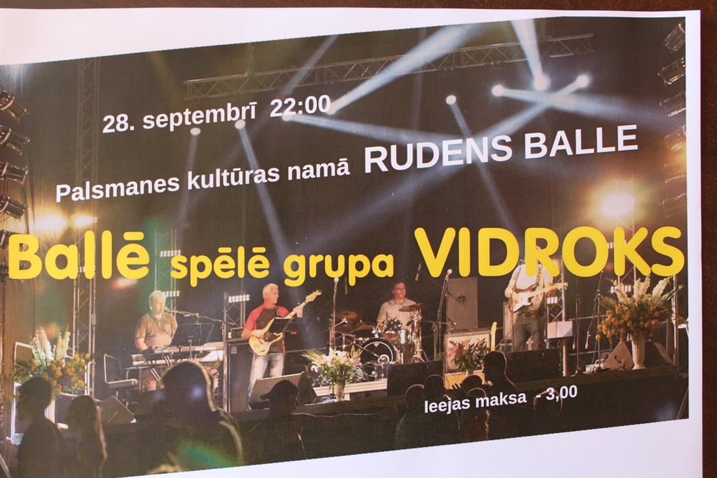 Rudens balle ar grupu "VIDROKS"