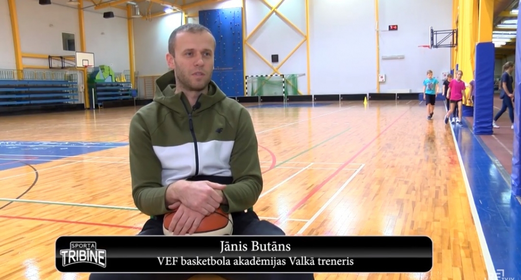 VIDEO: Raidījumā "Sporta tribīne" VEF basketbola akadēmija Valkā