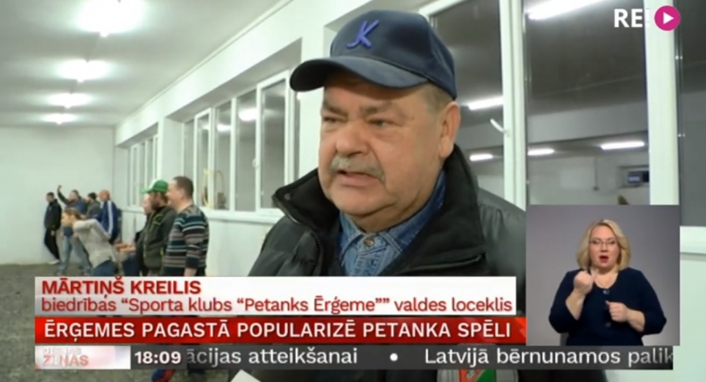 VIDEO: Ērģemes pagastā popularizē petanka spēli