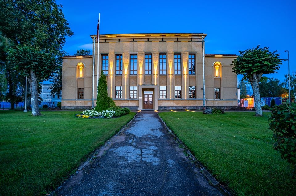 Gatavību darbam attālināti apliecina Smiltenes un Strenču novadu skolu vadība