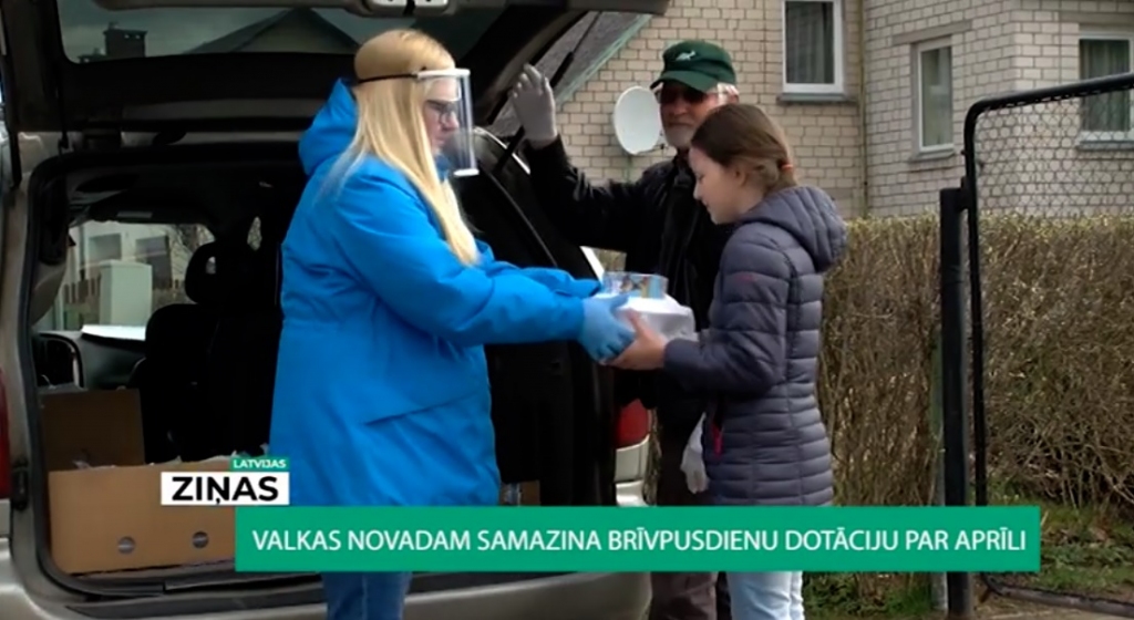 VIDEO: Valkas novadam samazina brīvpusdienu dotāciju