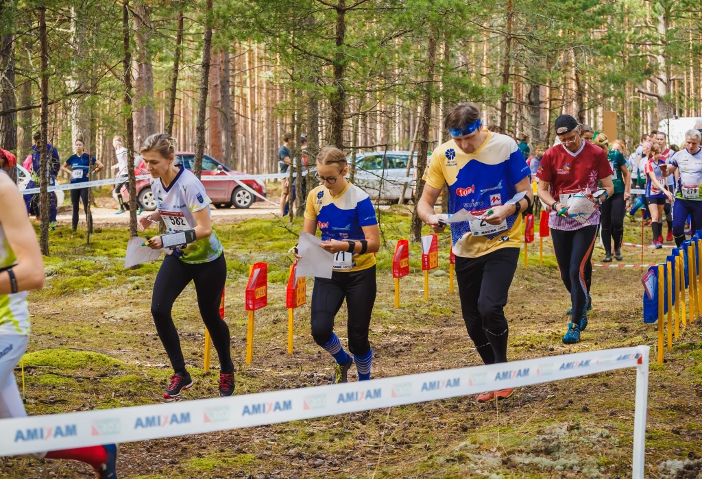 Smiltenes orientieristi Latvijas čempionātā vidējā distancē un stafetē