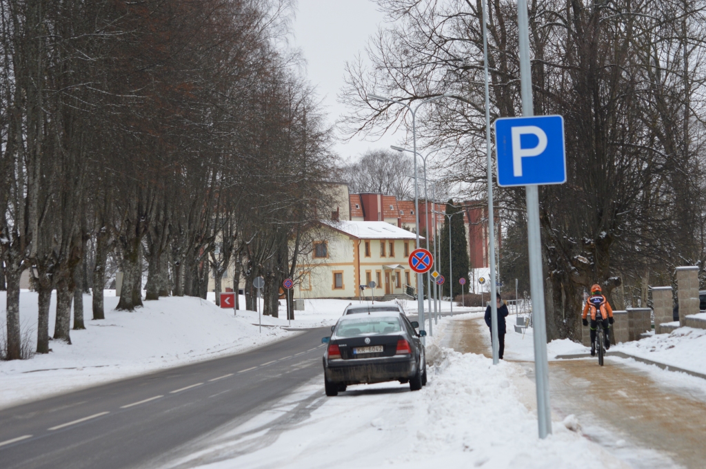 Asfalta virskārtu nāksies ieklāt no jauna