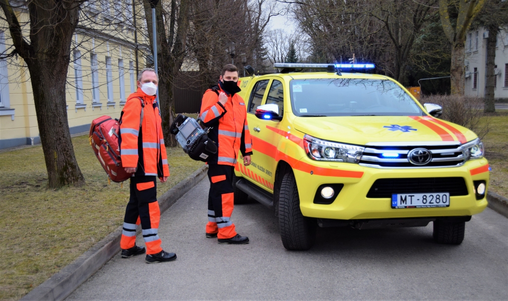 NMPD ārstu speciālistu brigādes izsaukumos dosies ar jaunām, īpaši aprīkotām automašīnām