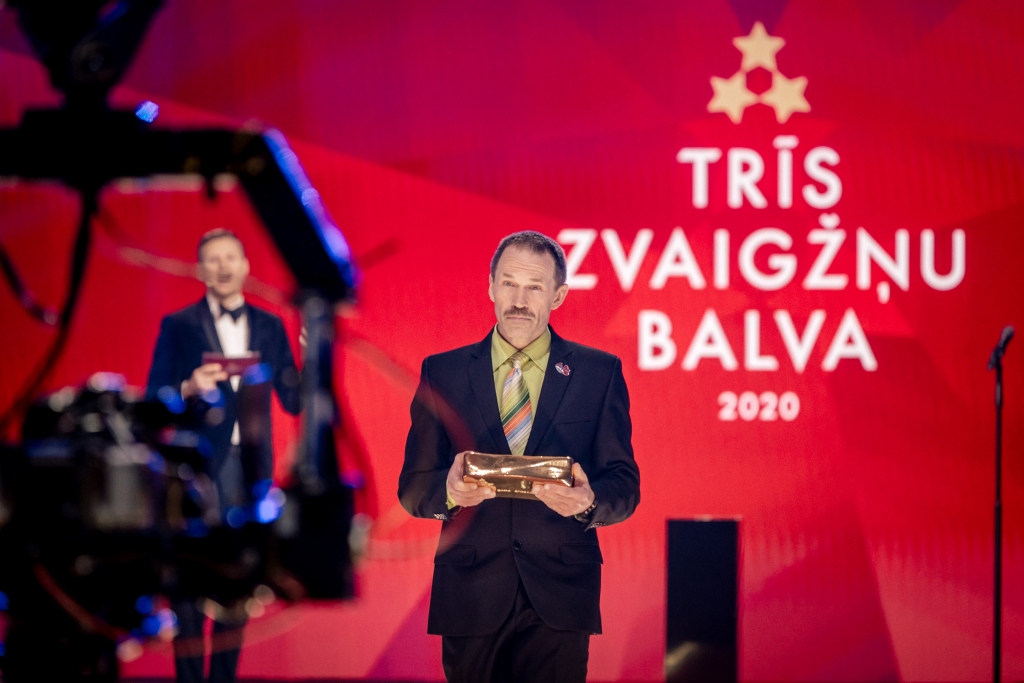 Uz sarkanā paklāja pēc  “Trīs Zvaigžņu balvas 2020”